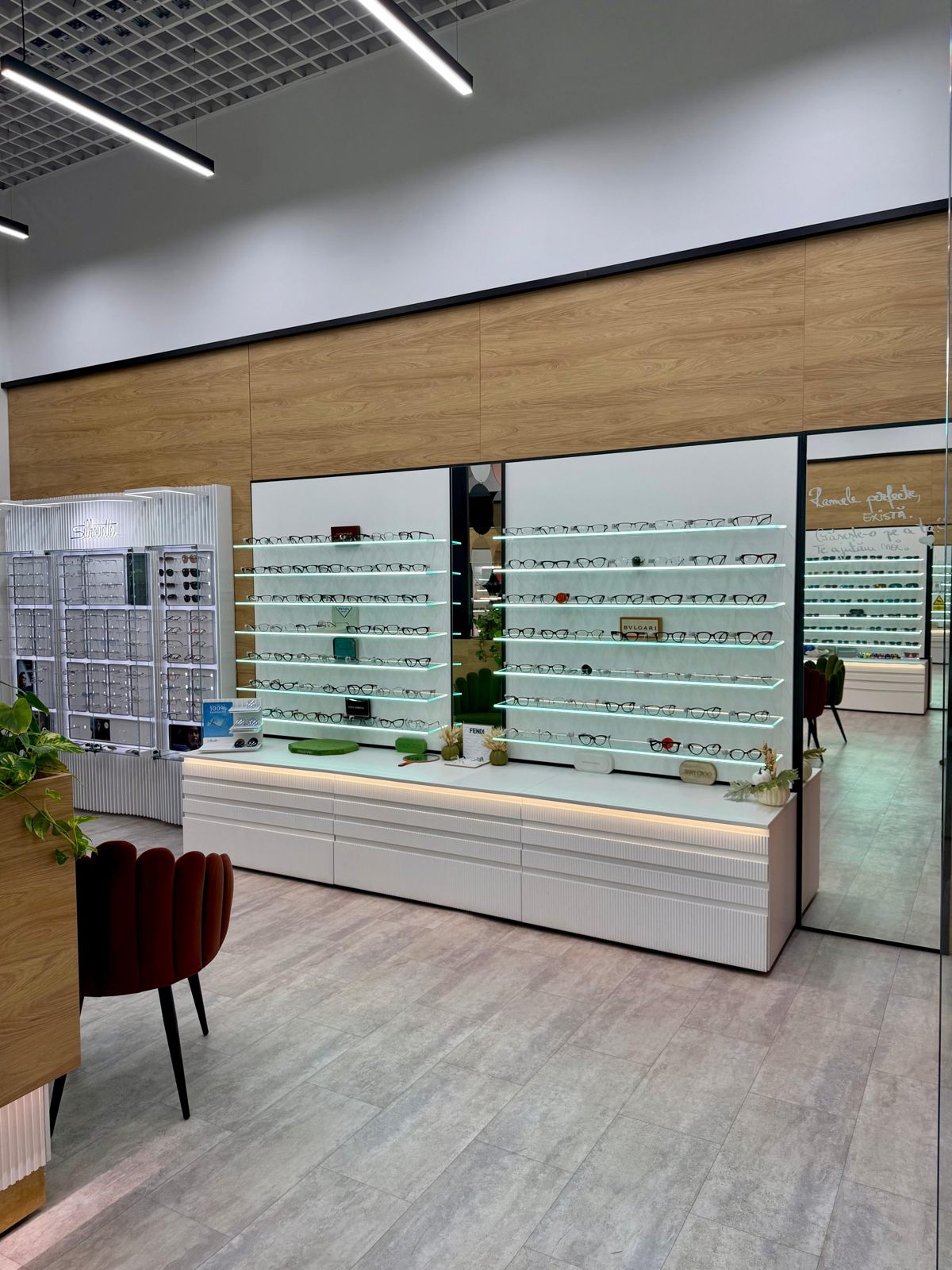 Showroom DN1 Value Centre, poza 3